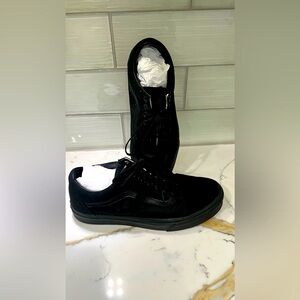 Vans Unisex Classic Black/Black Old Skool Sneakers Skate Shoes Good Condition